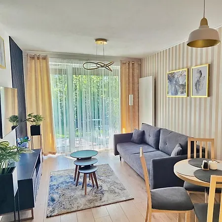 Apartament Whiteblue Kolobrzeg Z Duzym Ogrodkiem - 100 M Od Plazy! Whiteblue Kolberg Apartment Mit Grossem Garten - 100 M Vom Strand Entfernt! Whiteblue Kolobrzeg Apartman S Velkou Zahradou - 100 M Od Plaze! Exterior photo