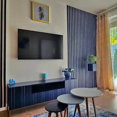 Apartament Whiteblue Kolobrzeg Z Duzym Ogrodkiem - 100 M Od Plazy! Whiteblue Kolberg Apartment Mit Grossem Garten - 100 M Vom Strand Entfernt! Whiteblue Kolobrzeg Apartman S Velkou Zahradou - 100 M Od Plaze! Exterior photo
